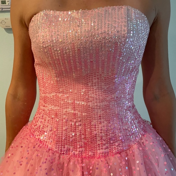 Mori Lee Prom Gown - Cinderella at the Ball! - Sz 5/6 - Picture 6 of 10